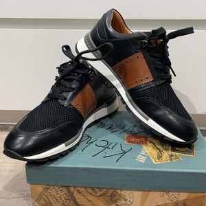 Men’s Sneaker brand new, never used .